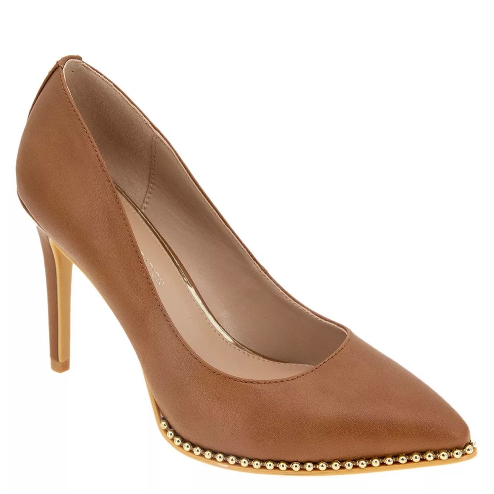 BNWT BCBGeneration Hawti Beaded Heels